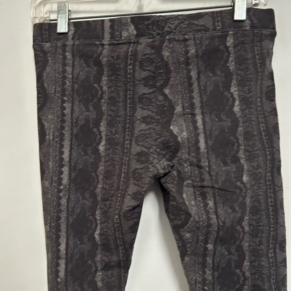 Juicy Couture Snake Print leggings - Picture 6 of 8